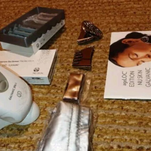 ageLOC Edition Nu Skin Galvanic Spa System II like new