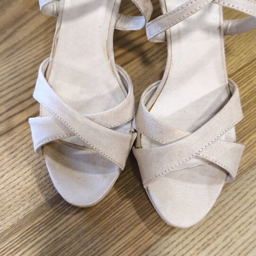 Voi Noi high-heeled sandals used, beige, size 38, 7 cm heel