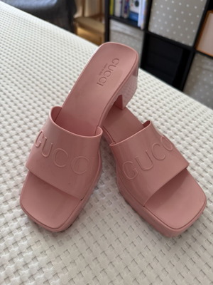 Gucci πλαστικά μεταχειρισμένα mules, ροζ πέδιλα μέγεθος 36