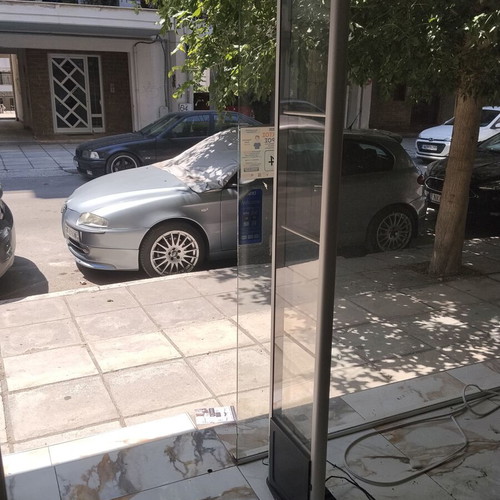 Antitheft System with Tags and Detacher Machine like new