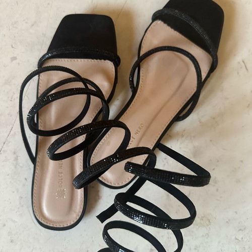 Chrysanthou Straped Flats Size 39 Black Glittery Straps New