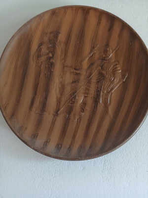 Round frame with ancient theme used