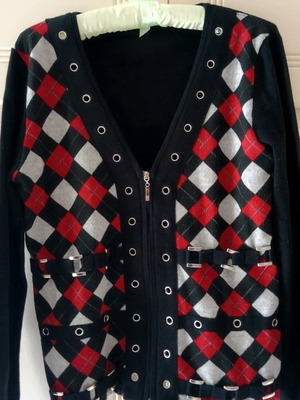Cotton cardigan like new, elastic, black and red