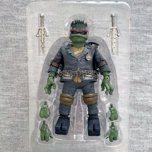 Universal Monsters x Teenage Mutant Ninja Turtles Raphael, Leonardo & Michelangelo figure set like new