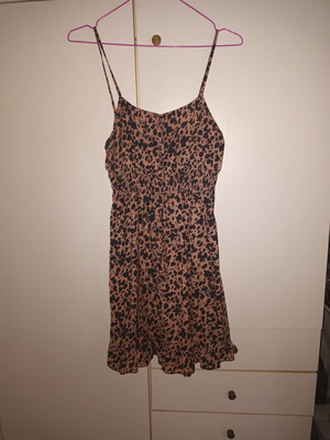 Dress brown with adjustable straps like new, size S