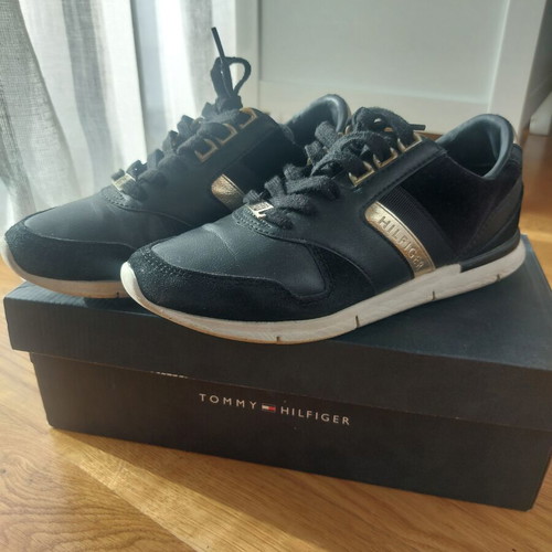 Tommy Hilfiger sneakers like new, size 37, black and gold