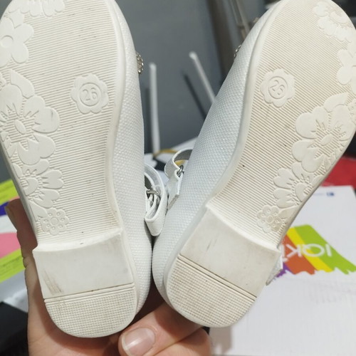 Iqkids ballerina shoes size 26 like new, white