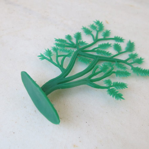 Plastic trees for diorama like new, pack of 50 pieces