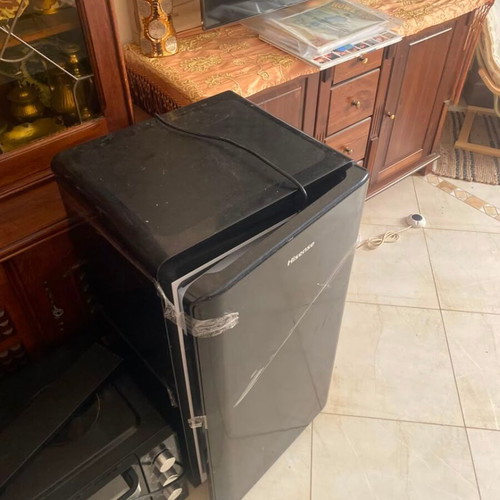Hisense RR106D4CRF single door fridge like new, black, 82lt