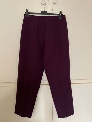 Women's pants like new, acoustic purple, size M