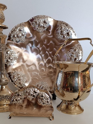 Σετ ασημικά αντίκα μεταχειρισμένα με θήκη, κηροπήγιο, παγοθήκη και πιατέλα