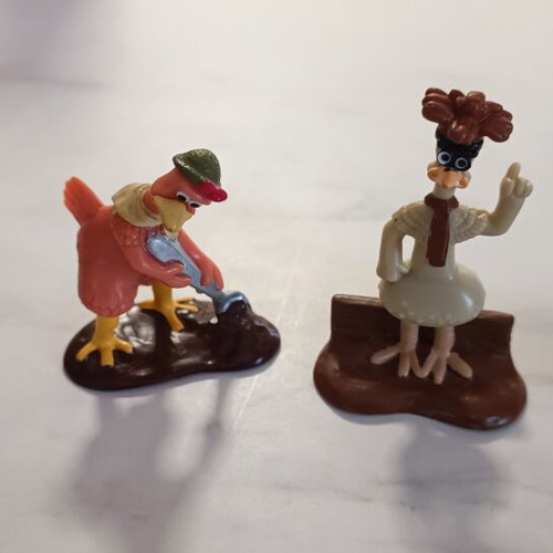 Disney figures and 1999 chicken figures set