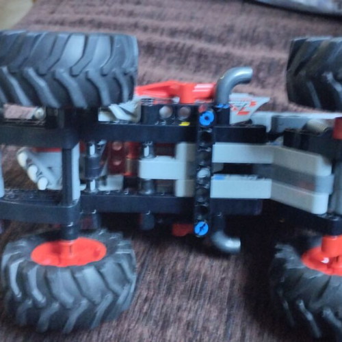 Lego Technic Monster Jam ThunderROARus Pull-Back used toy car