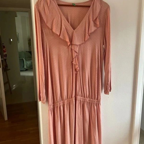Benetton pink dress size S with bolero-style sleeves