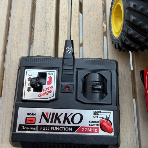 Nikko Jet Wave remote control car used with thunder sound