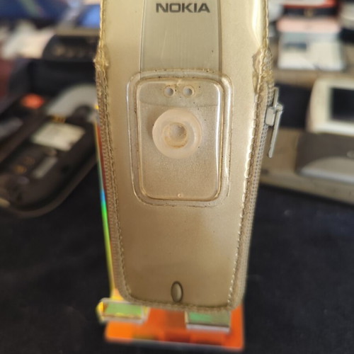 Nokia 6610 mobile phone like new, silver with protective case