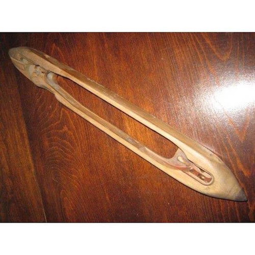Old loom shuttle in excellent condition, 40 cm length