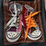 Youth crossbody bag like new, multicolored
