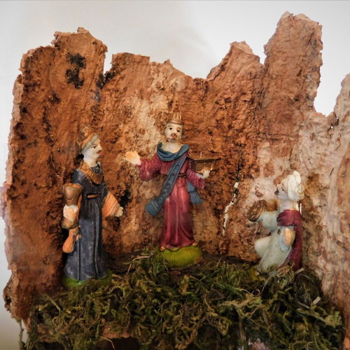 Nativity scene used with domed glass cover Christmas decoration