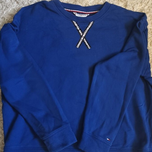 Tommy Hilfiger blue sweatshirt used