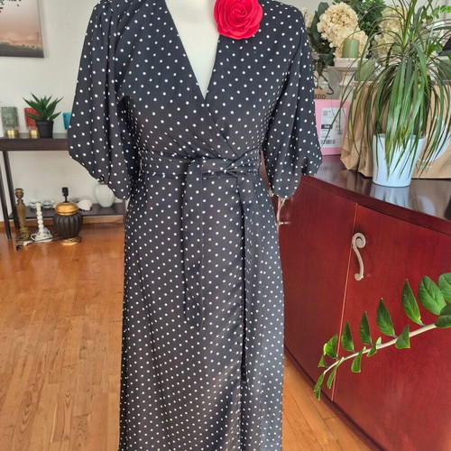 Polka Dot Midi Dress like new, black and white, size S