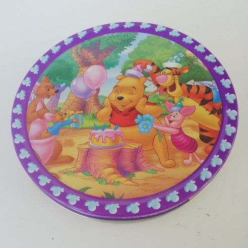 Disney Winnie the Pooh metal box used, collectible