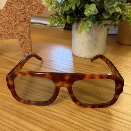 Red Raven Oversized Sunglasses Tortoise Shell Like New