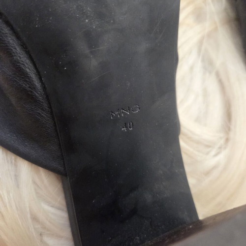 Mango Kurku Black Leather Twist Knot Mules like new