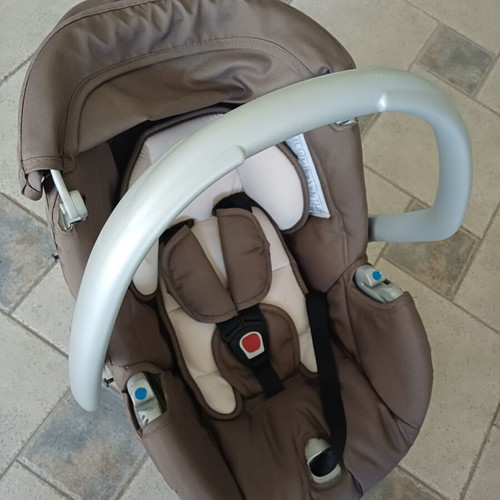 Baby car seat and port bebe CAM like new, 0-13 kg, made in Italy