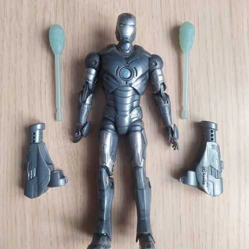 Marvel Legends Iron Man Mark ll 15cm action figure used 2008
