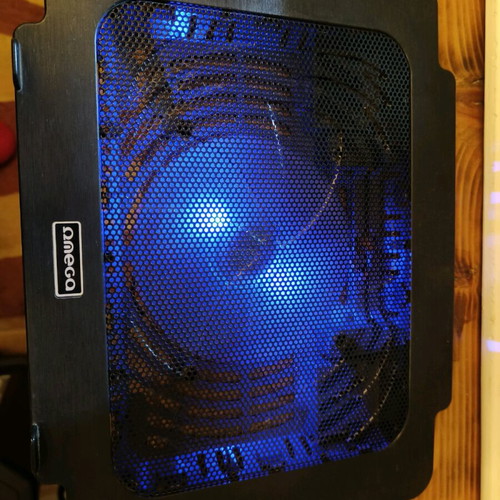 Laptop cooling fan with USB like new