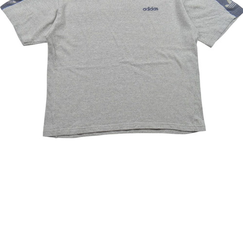Adidas vintage T-shirt size S used