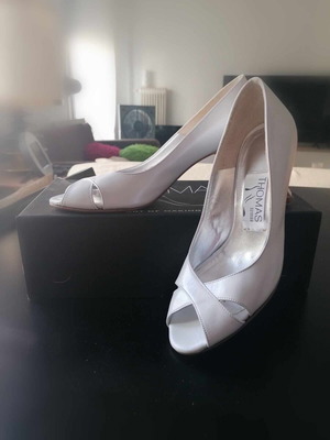 Thomas Shoes γόβες νυφικές λευκές σαν καινούργιο νούμερο 35