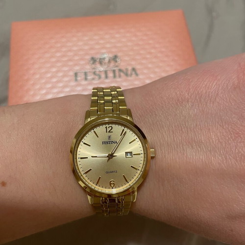 Festina women's watch like new, gold color
