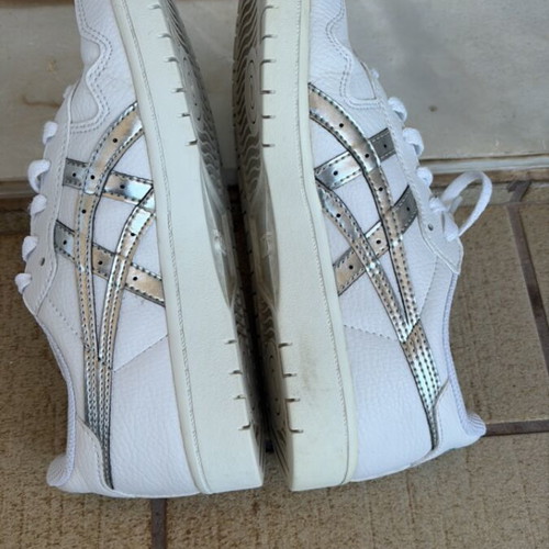 Asics women's athletic shoes, white, size 37.5