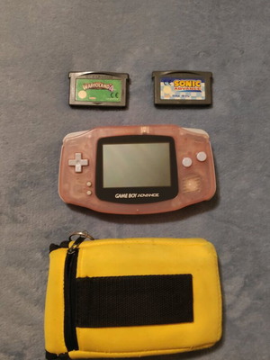 Nintendo Gameboy Advance Fuchsia σαν καινούργιο με Warioland 4 και Sonic Advance