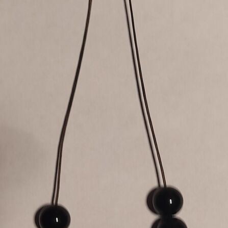 Komboloi with 17 obsidian beads like new