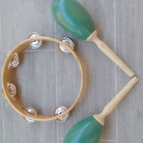Tambourine and maracas like new, wooden with metal jingles