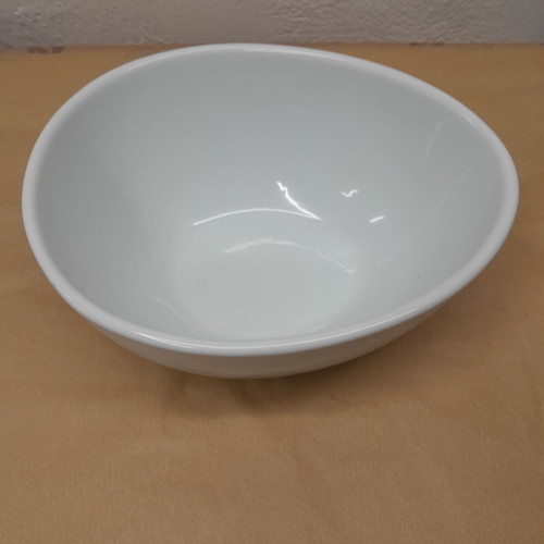 Porcelain salad bowl new, 25cm length, 21cm width, 11cm height