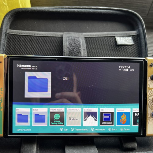 Nintendo Switch OLED Zelda Edition modded with 512GB and Zelda Joy-Cons like new