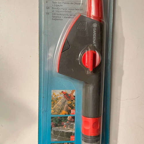 Gardena twin set water sprayer with quick connector new