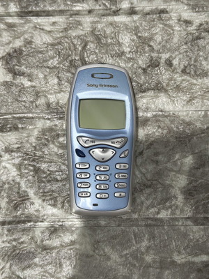 Sony Ericsson T200 mobile phone