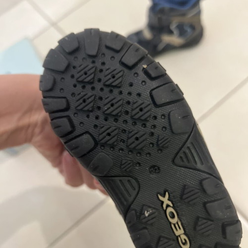 Geox ankle boots size 22