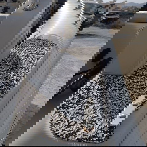 Σκάφος μεταχειρισμένο, δίχρονος κινητήρας, 90 HP, πλαστικό, άσπρο, 5 μ.