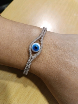 Evil eye macrame bracelet made to order, beige and blue