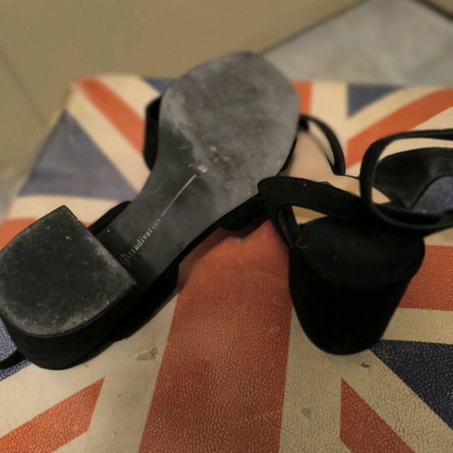 Black Castor-Look Sandals Stradivarious Size 39 Used