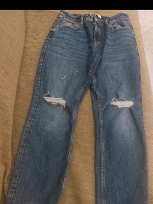Zara jeans like new with rips, size M 38 10