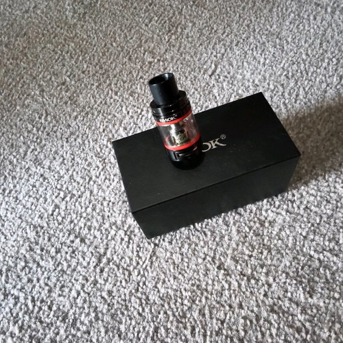 Smok Tfv Big Baby atomizer used with accessories