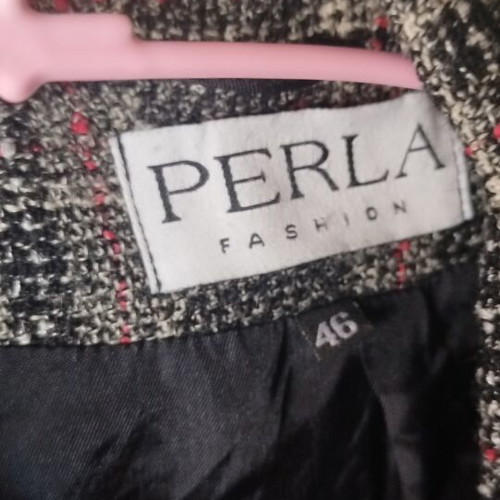 Perla checked blazer size 46 black red white