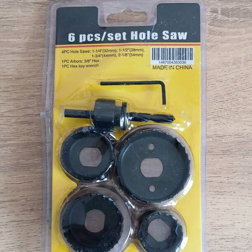 Hole saw set 6 pieces new for wood, plastic, melamine, drywall
